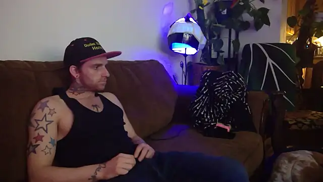 Snapshot of DavidEugeneOr chatting on 12, 4, 2026 DavidEugeneOr online show from 12, 4, 2026