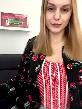 CutieLaura online show from 24, 3, 2026