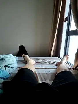 ZuJooo01 online show from 25, 3, 2026