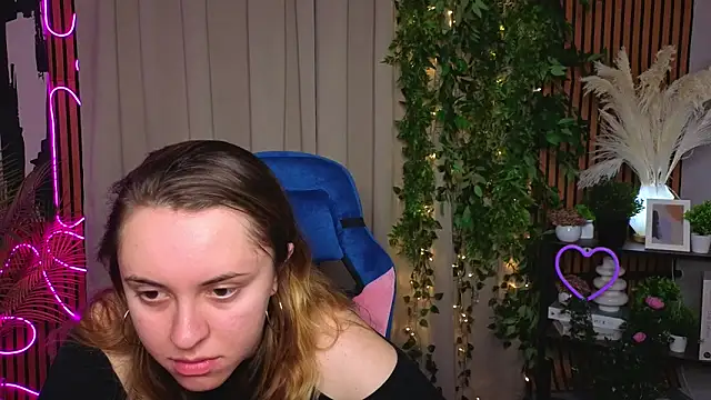 Snapshot of LucyMendoza chatting on 25, 3, 2026 LucyMendoza online show from 25, 3, 2026