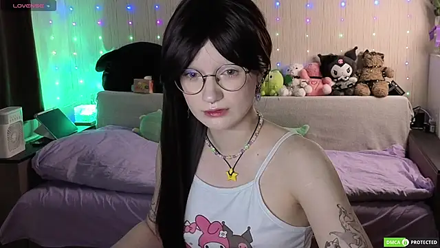 JulietFisher online show from 10, 5, 2026