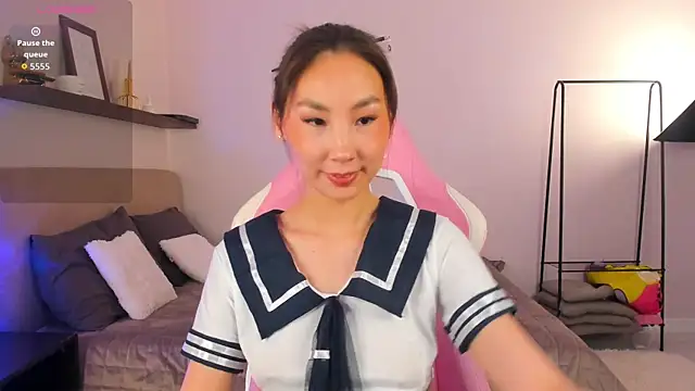 Snapshot of LexieLee chatting on 12, 6, 2026 LexieLee online show from 12, 6, 2026