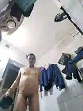 Snapshot of Tinh_love chatting on 23, 5, 2026 Tinh love online show from 23, 5, 2026