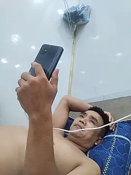 Snapshot of Tinh_love chatting on 20, 6, 2026 Tinh love online show from 20, 6, 2026