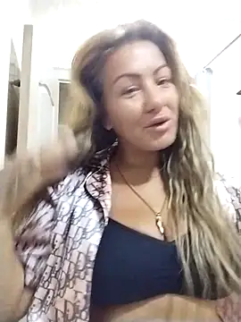 Exotic ParisX online show from 15, 4, 2026