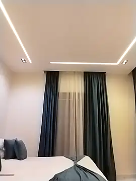 Exotic ParisX online show from 4, 4, 2026