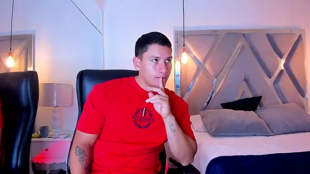 Snapshot of Chriss_Diamond chatting on 29, 3, 2026 Chriss Diamond online show from 29, 3, 2026