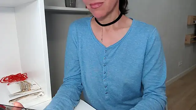 LadyL2026 online show from 22, 5, 2026