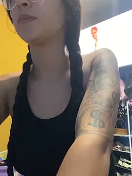 Snapshot of miaa_doll22 chatting on 25, 3, 2026 miaa doll22 online show from 25, 3, 2026