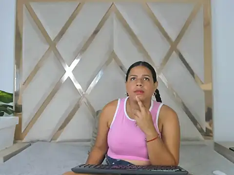 Snapshot of Alanaasm chatting on 26, 3, 2026 Alanaasm online show from 26, 3, 2026