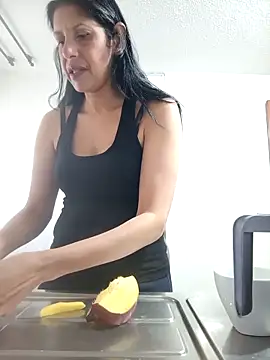 SamanthaRosse01  online show from 14, 5, 2026