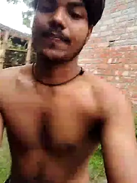 Snapshot of luck00y chatting on 12, 7, 2026 luck00y online show from 12, 7, 2026