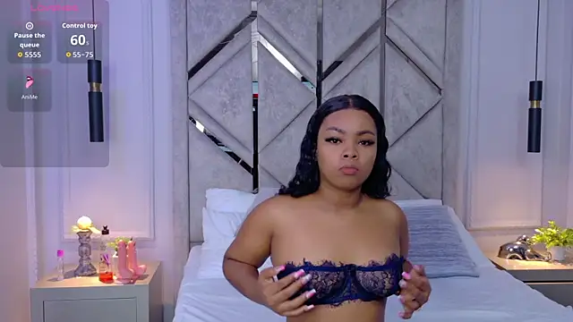 Snapshot of Valentina-Garcia chatting on 26, 4, 2026 Valentina-Garcia online show from 26, 4, 2026