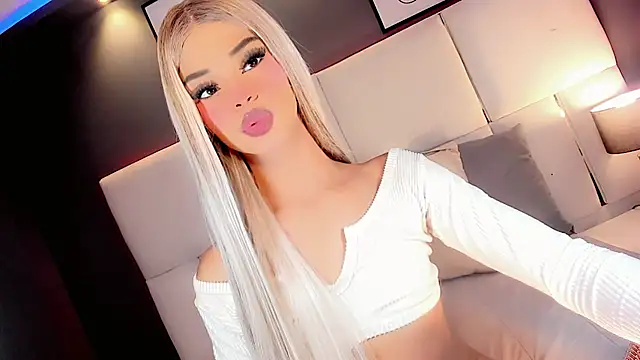 Kornylovee online show from 23, 4, 2026