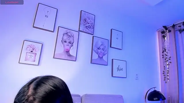 emilydolly  online show from 31, 5, 2026