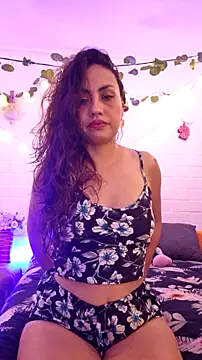 Snapshot of LASEXbellaX chatting on 20, 5, 2026 LASEXbellaX online show from 20, 5, 2026