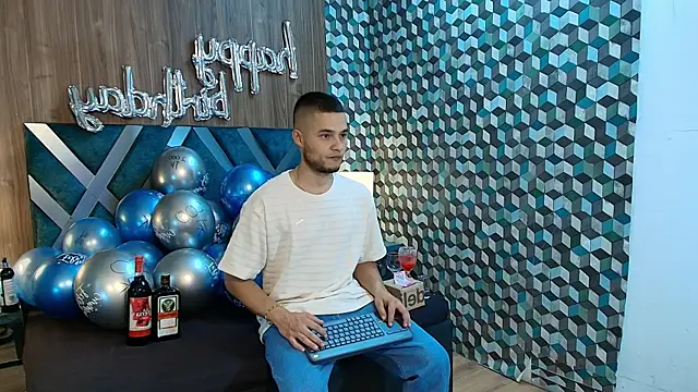 Snapshot of Joaho_Fernandez chatting on 8, 7, 2026 Joaho Fernandez online show from 8, 7, 2026