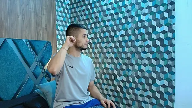 Snapshot of Joaho_Fernandez chatting on 18, 7, 2026 Joaho Fernandez online show from 18, 7, 2026