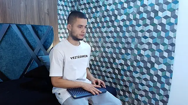 Snapshot of Joaho_Fernandez chatting on 19, 6, 2026 Joaho Fernandez online show from 19, 6, 2026