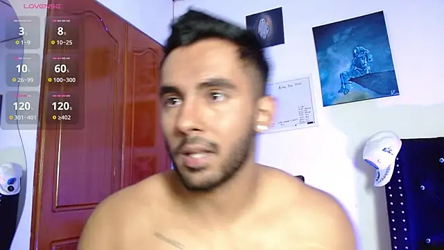 Snapshot of romanpearce_ chatting on 19, 6, 2026 romanpearce online show from 19, 6, 2026