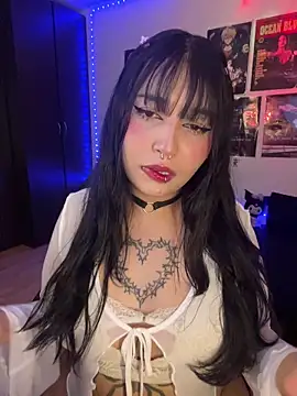Snapshot of Hinataaa_ chatting on 25, 5, 2026 Hinataaa online show from 25, 5, 2026