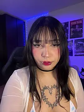 Snapshot of Hinataaa_ chatting on 16, 6, 2026 Hinataaa online show from 16, 6, 2026
