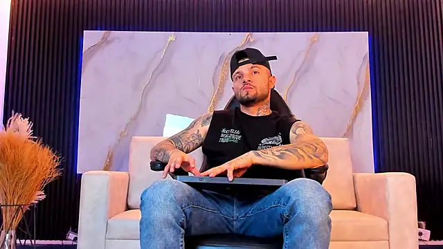 Snapshot of NICK_OWEEN26 chatting on 25, 3, 2026 NICK OWEEN26 online show from 25, 3, 2026