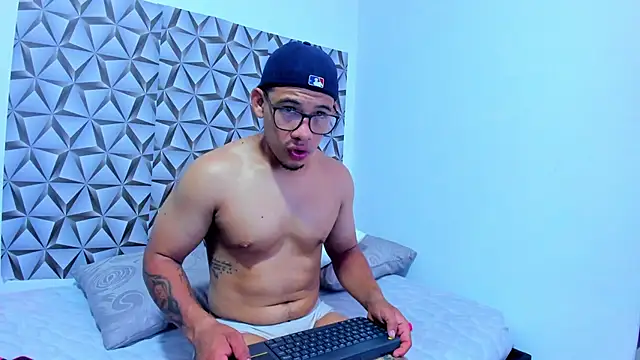 Benjamin lich online show from 2, 4, 2026