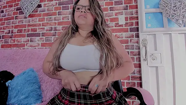 Miss Pecados online show from 4, 6, 2026