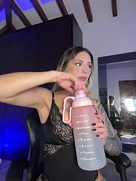 Eva Jagger online show from 6, 4, 2026