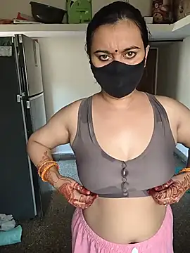HeartlessGirl online show from 29, 5, 2026