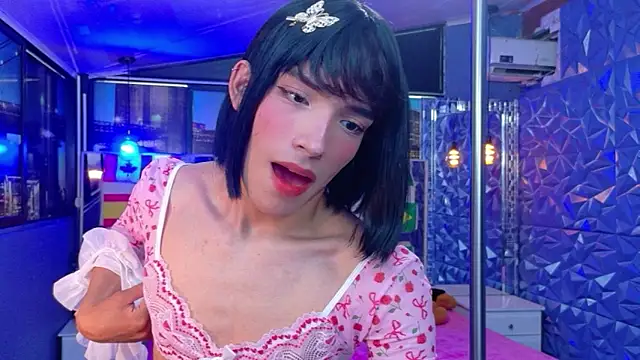 IsaacNovaa online show from 17, 6, 2026