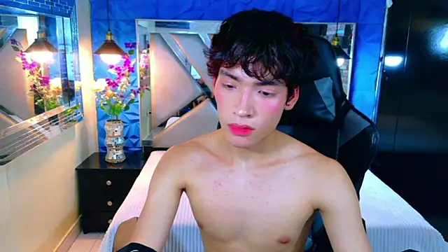 IsaacNovaa online show from 28, 3, 2026