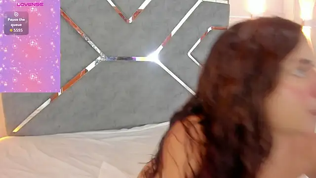 Snapshot of melaniebleke chatting on 18, 5, 2026 melaniebleke online show from 18, 5, 2026
