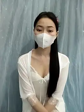 Xiangchuu online show from 22, 4, 2026