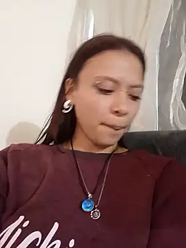 AuroraaMoonn online show from 2, 4, 2026