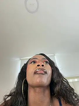Snapshot of Ayra-starh chatting on 19, 6, 2026 Ayra-starh online show from 19, 6, 2026