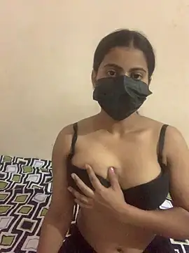 Snapshot of Riya_leone chatting on 27, 5, 2026 Riya leone online show from 27, 5, 2026