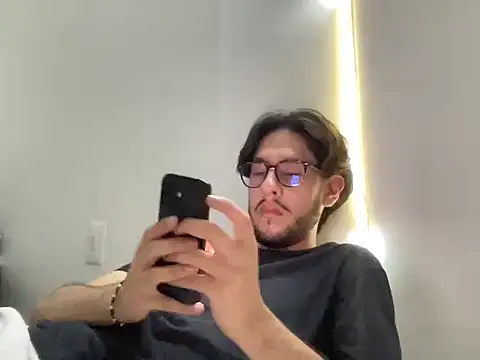 HornyPizzaBoyX online show from 26, 3, 2026