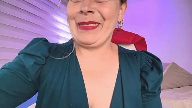 Snapshot of Cinthya_roberts chatting on 25, 6, 2026 Cinthya roberts online show from 25, 6, 2026