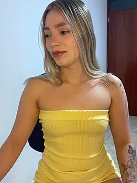 Snapshot of Catalina_bel chatting on 5, 7, 2026 Catalina bel online show from 5, 7, 2026