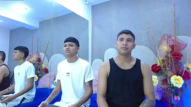 party duo playboy online show from 15, 4, 2026