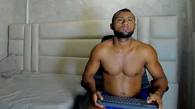 Snapshot of Dark_lennox chatting on 8, 4, 2026 Dark lennox online show from 8, 4, 2026