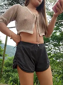 xinhxinh-cute online show from 23, 5, 2026
