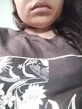 Snapshot of Princess_Kivara chatting on 2, 6, 2026 Princess Kivara online show from 2, 6, 2026