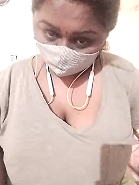 Snapshot of Tamil-Dhara chatting on 1, 4, 2026 Tamil-Dhara online show from 1, 4, 2026