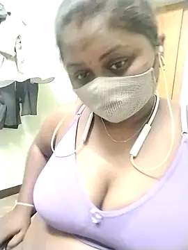 Snapshot of Tamil-Dhara chatting on 13, 4, 2026 Tamil-Dhara online show from 13, 4, 2026