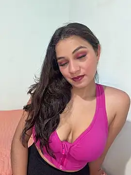 Snapshot of Colochitapupy chatting on 11, 4, 2026 Colochitapupy online show from 11, 4, 2026