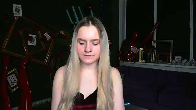 Snapshot of SherriButlers chatting on 23, 4, 2026 SherriButlers online show from 23, 4, 2026