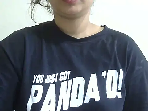 Snapshot of shivi_jaan chatting on 3, 6, 2026 shivi jaan online show from 3, 6, 2026
